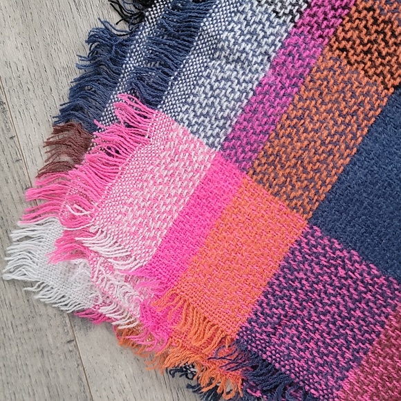 Vici Dolls scarf - Picture 2 of 2